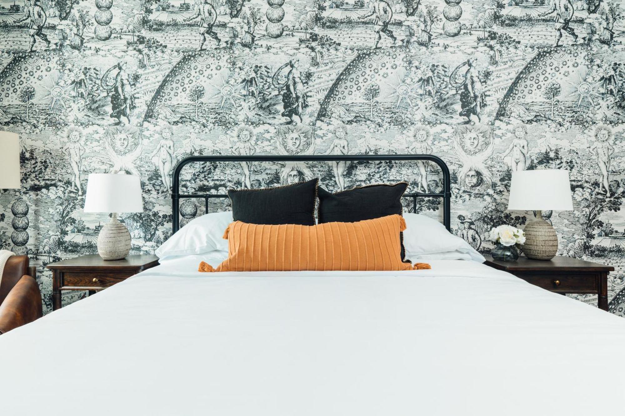 The Painted Lady Hotel Бирмингам Екстериор снимка